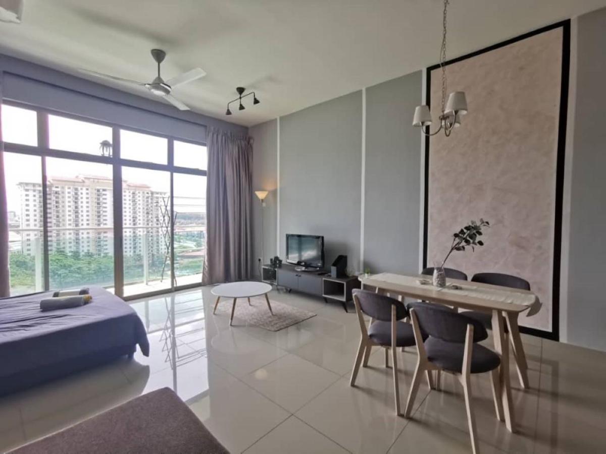 11-Modern Homestay Palazio Lake View Mount Austin Palazio Near Aeon Themepark Toppen Ikea 조호르 바루 외부 사진